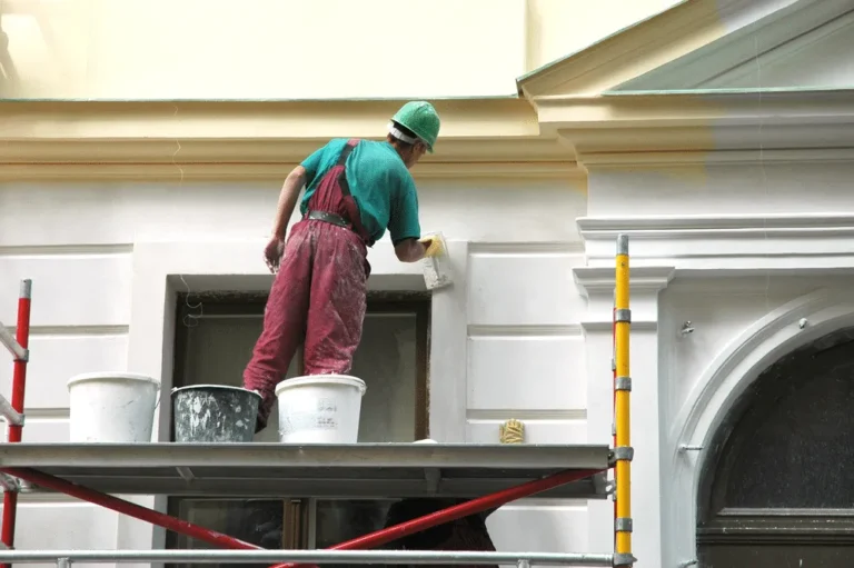 How_Much_Does_It_Cost_to_Paint_a_House_featured